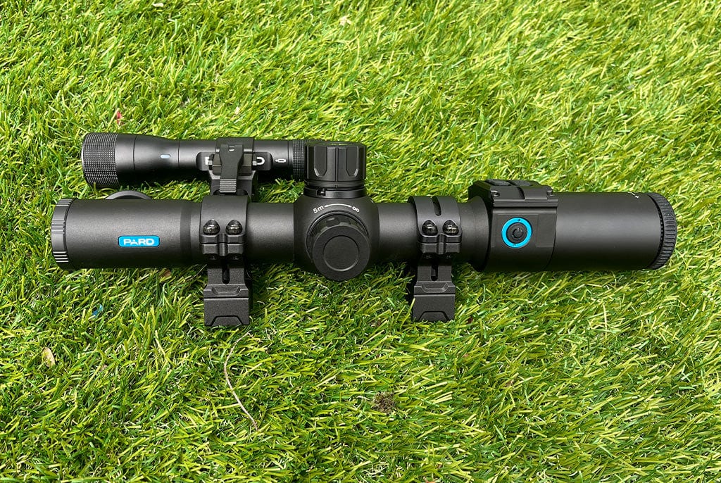 Pard Night Stalker Mini BlackOut Bundle - Day/Night Vision Scope with IR package