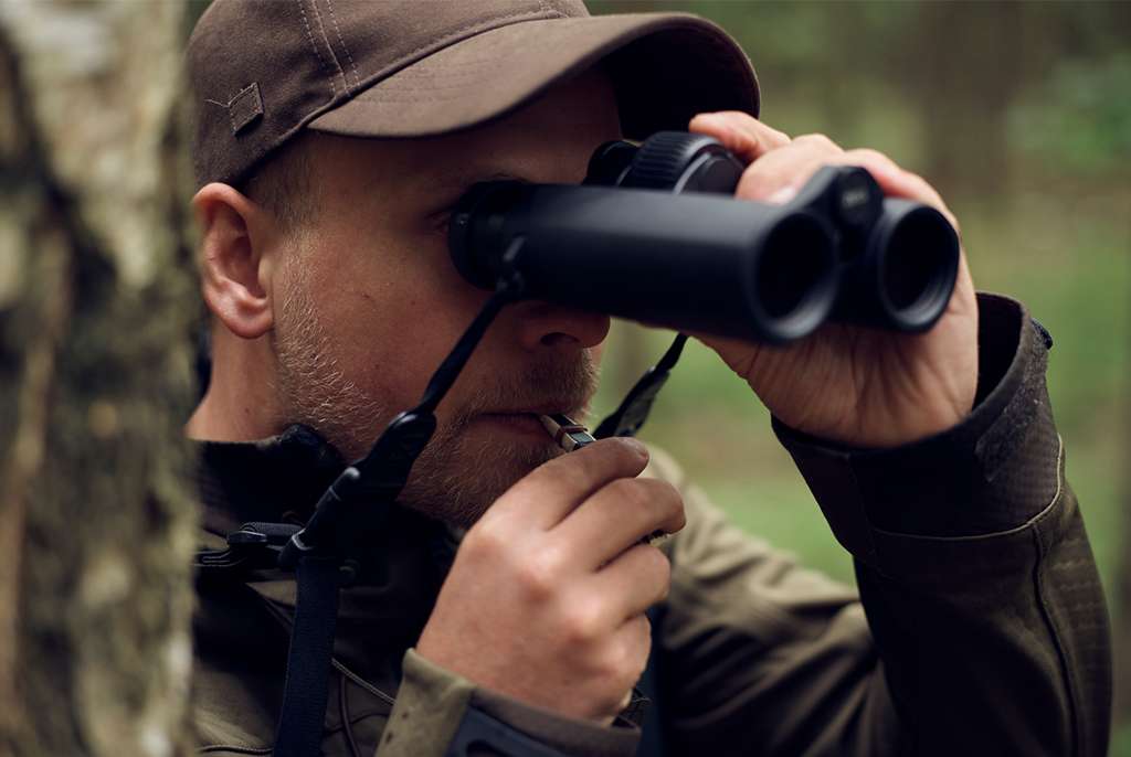 Zeiss Victory SF 8x32 Binoculars 3